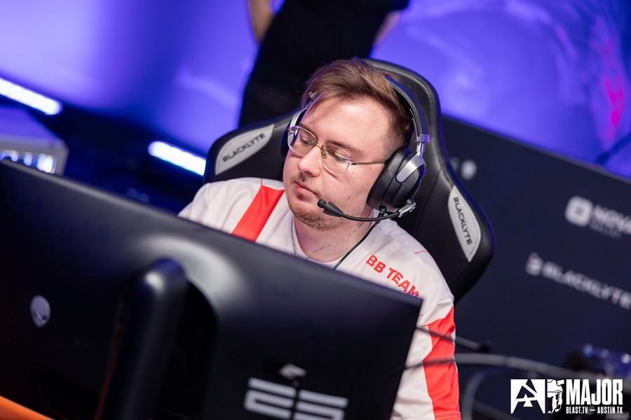 Sergey Rykhtorov, o Ax1Le, CIS / Rifler de CS2, no TDK (1win Team)