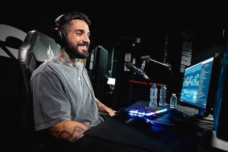Felipe Gonçalves, o BrTT, multicampeao do CBLOL, ADC de League of Legends no Pain Gaming