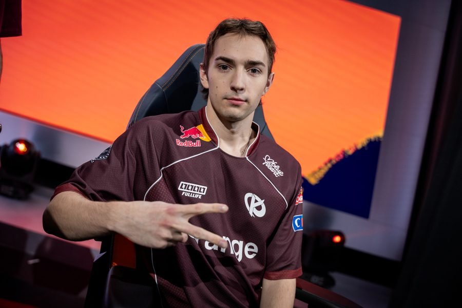 Alan Cwalina, o Busio, LEC - Support de LoL, no Karmine Corp