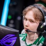 Ilya Osipov, o m0NESY, jogador profissional de CS2, no Team Falcons
