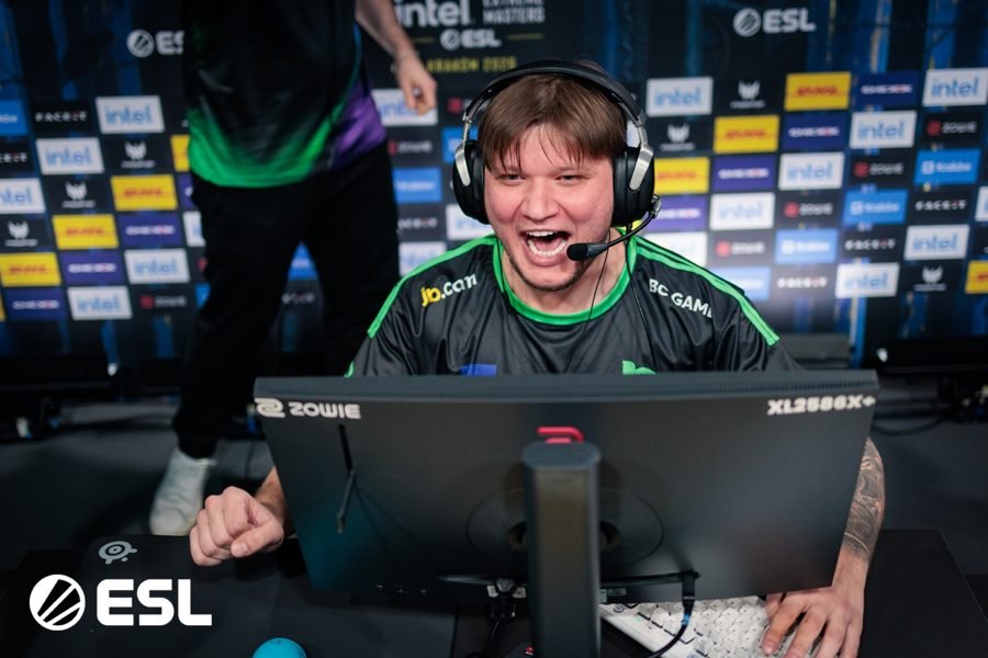 Oleksandr Kostyliev, o s1mple, campeao de Major e melhor do mundo, AWPer de CS2 no NAVI