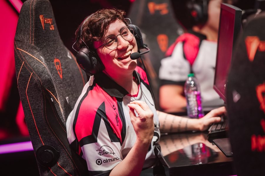 Matias Delipetro, o Saadhak, Americas / IGL-Controller de Valorant, no KRU Esports