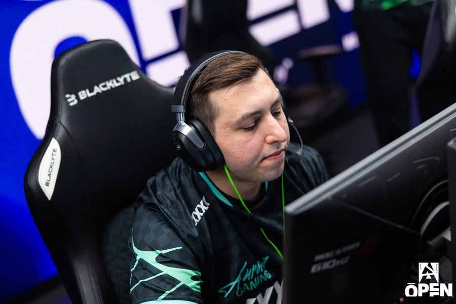 Ismailcan Dortkardes, o XANTARES, Rifler de CS2, no Aurora Gaming