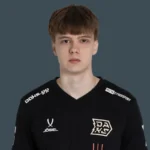 danistzz, jogador profissional de CS2