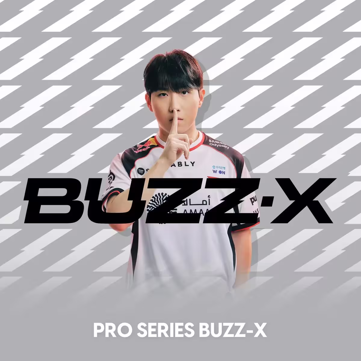 Pro player BuZz com o Pulsar BUZZ-X, mouse assinatura da linha Pro Series