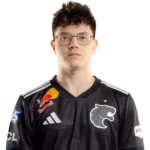 Arthur Peixoto Machado, o Tutsz, Mid de LoL na FURIA